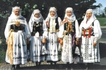 F&uuml;nf gebockelte Frauen